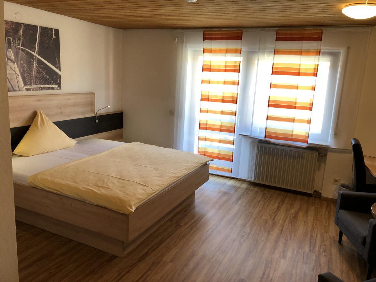 Hotel Heuberger Hof, Wehingen מראה חיצוני תמונה
