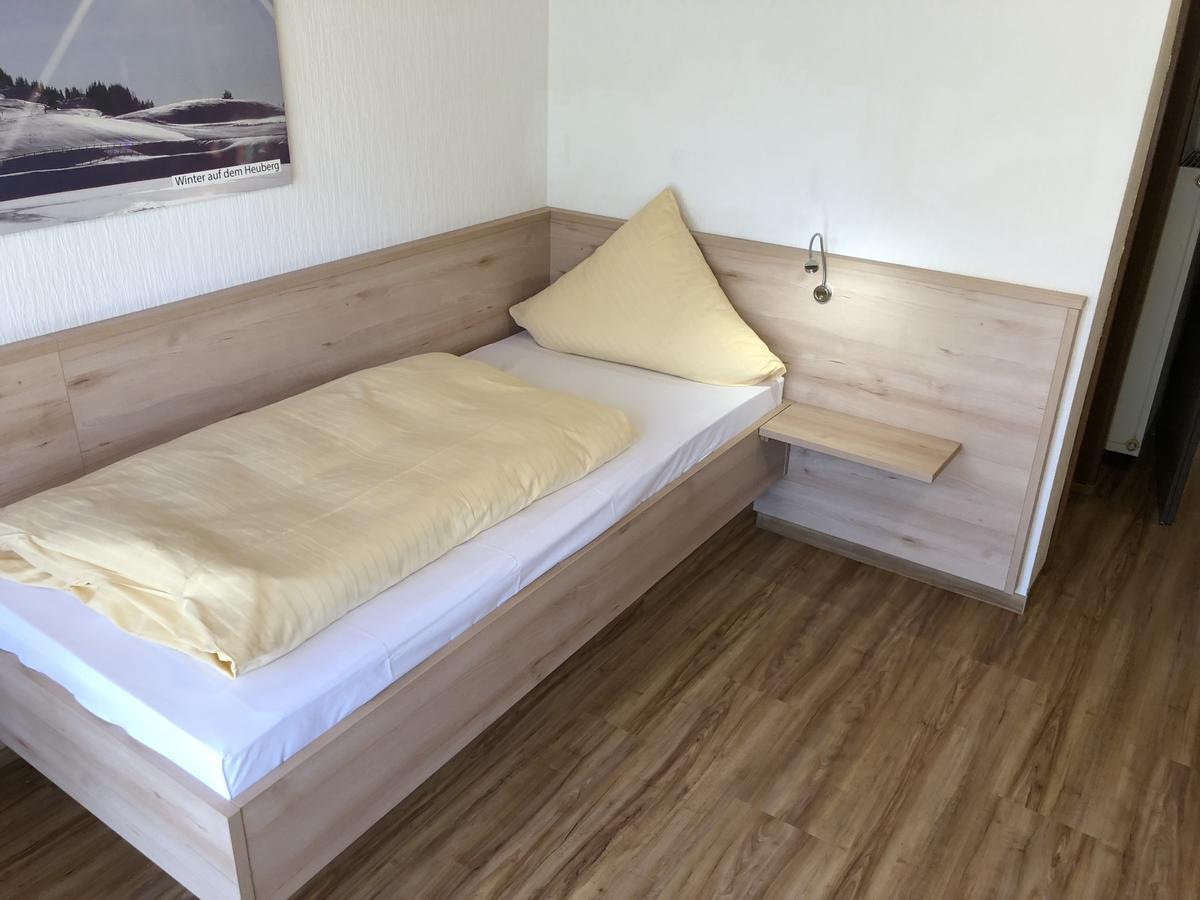 Hotel Heuberger Hof, Wehingen מראה חיצוני תמונה